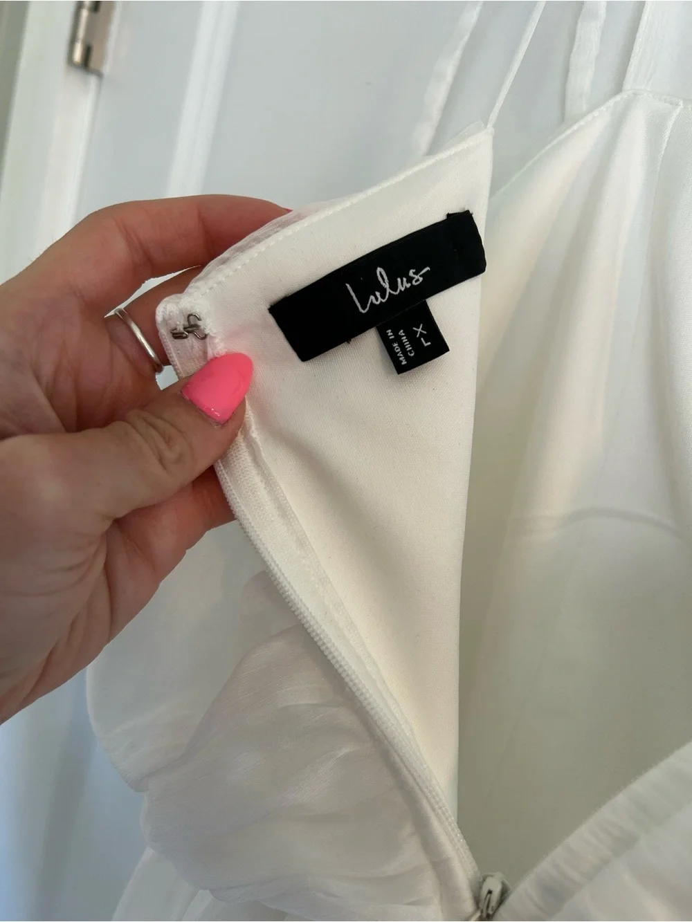 Lulu's white mini dress - Picture 5 of 5